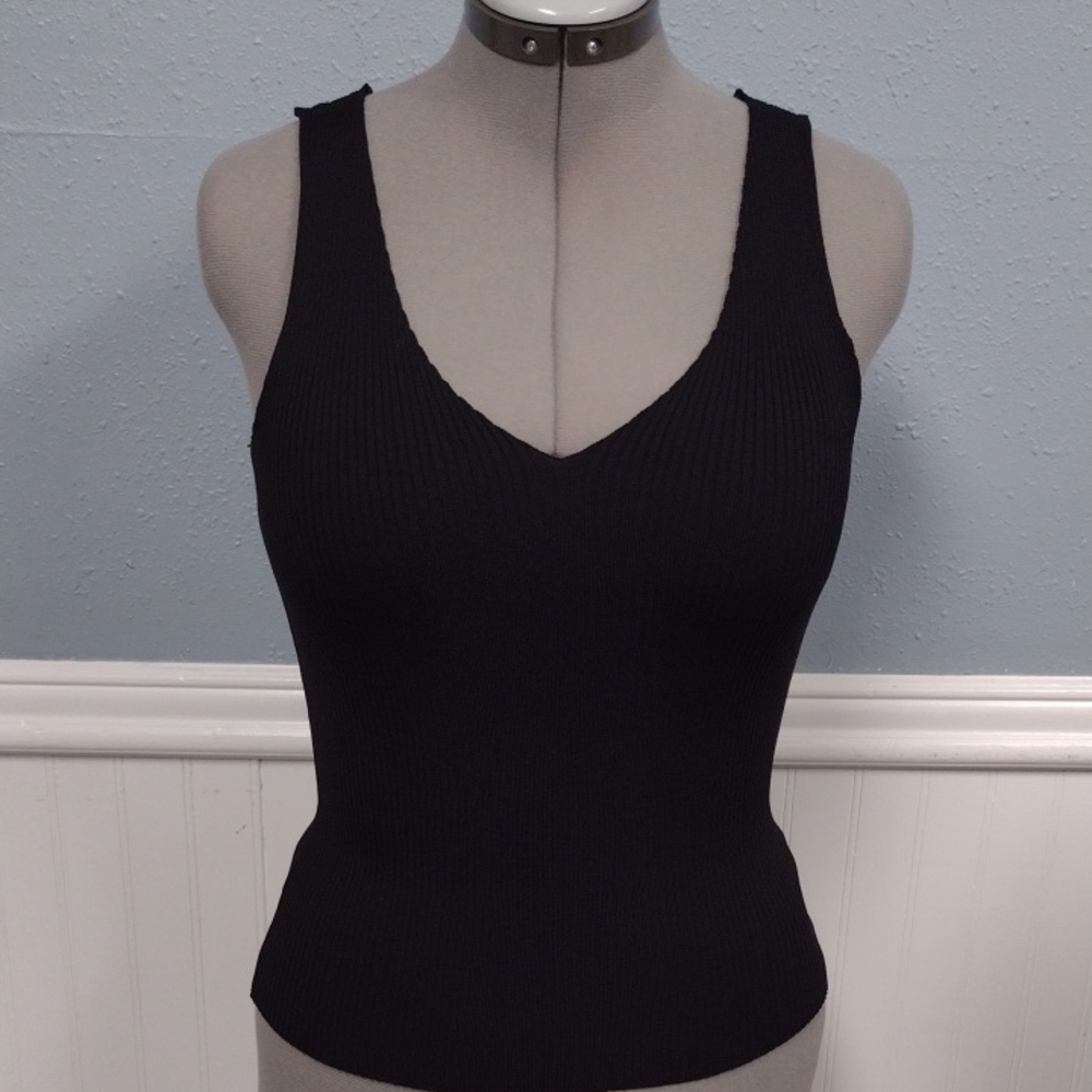 Sadie & Sage Black Ribbed Tank Top 65%Viscose 35% Nylon